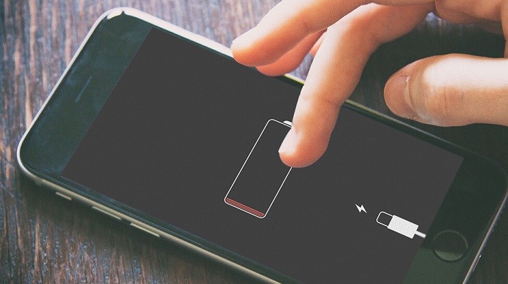 Cách khắc phục lỗi tự ngắt sạc điện thoại iphone khi chưa đầy pin
