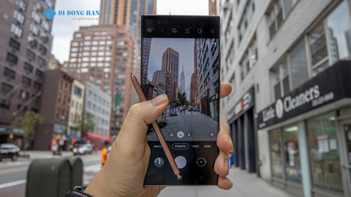 samsung galaxy note20 camera.jpg