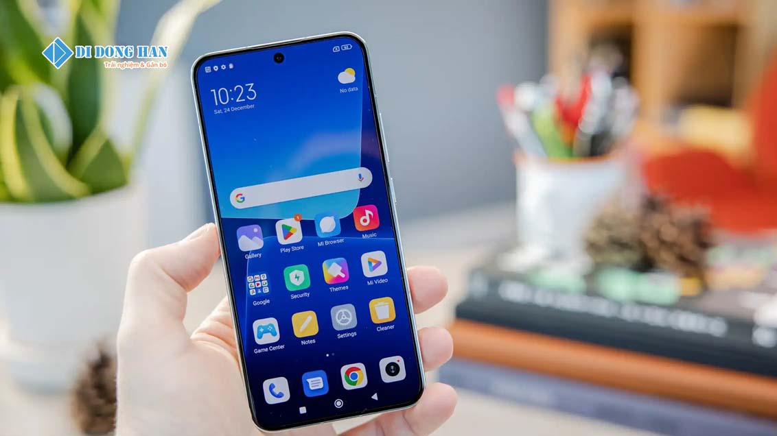 thiết kế mặt trước của Xiaomi 13.jpg