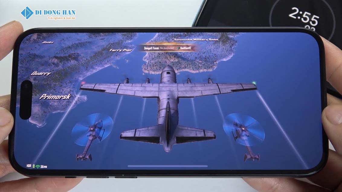 trải nghiệm PUBG Mobile với dung lượng pin cực lớn trên iPhone 15 Plus.jpg