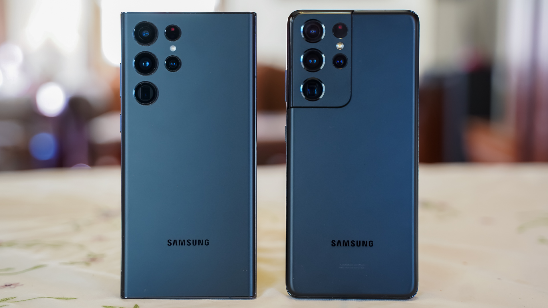 So sanh s22 ultra về mặt thiết kế