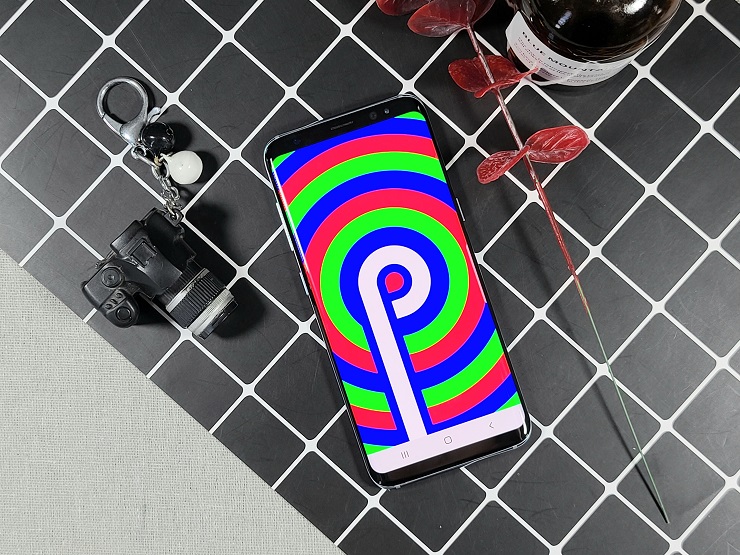 Cạnh phải của Galaxy S8 xách tay Hàn Quốc