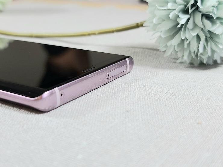 Cạnh trên của Galaxy Note 9 xách tay Hàn Quốc