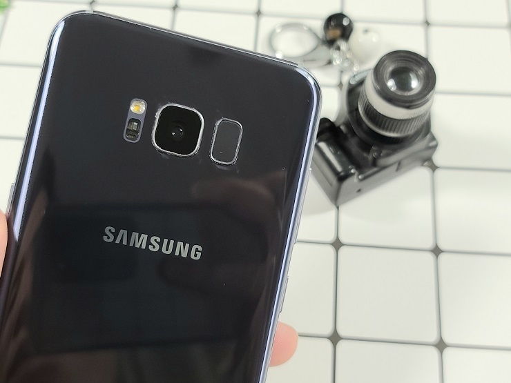 Camera sau của Galaxy S8 Plus Quốc tế