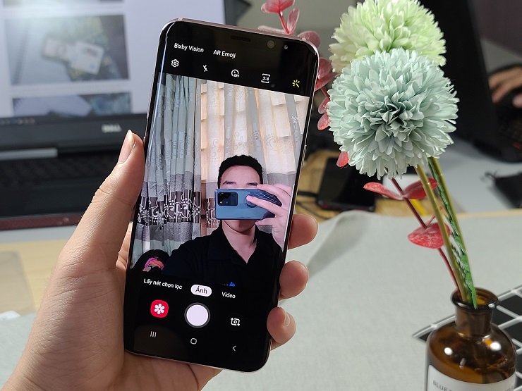 Camera trước của Galaxy S8 Plus xách tay Hàn Quốc