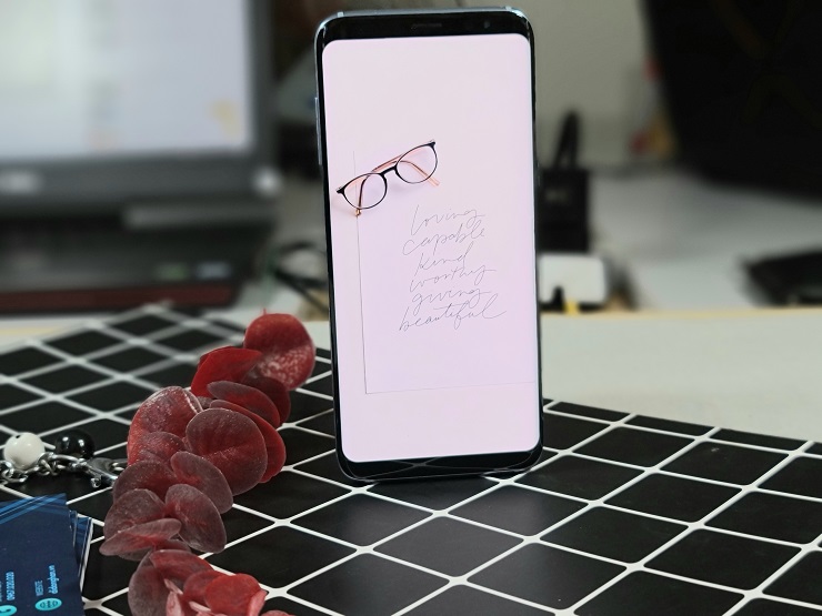 Mặt trước của Galaxy s8 xách tay Hàn Quốc